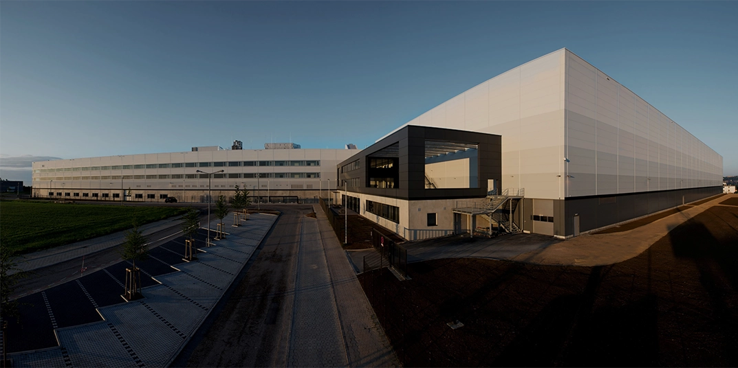 Außenansicht eines Distributionszentrums (Foto)